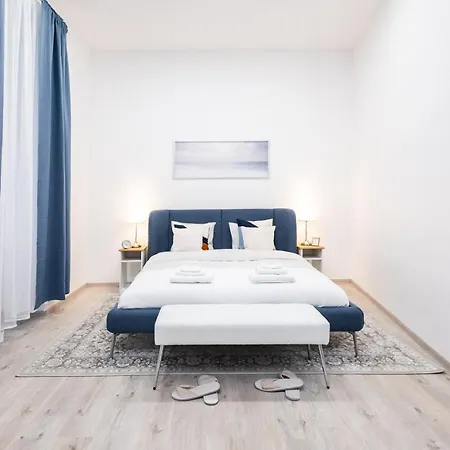 Family Deluxe A Stone Throw From The City Centre And Danube Wien Exterior foto