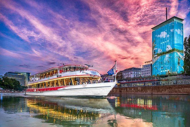 Family Deluxe A Stone Throw From The Centre And Danube Vienne