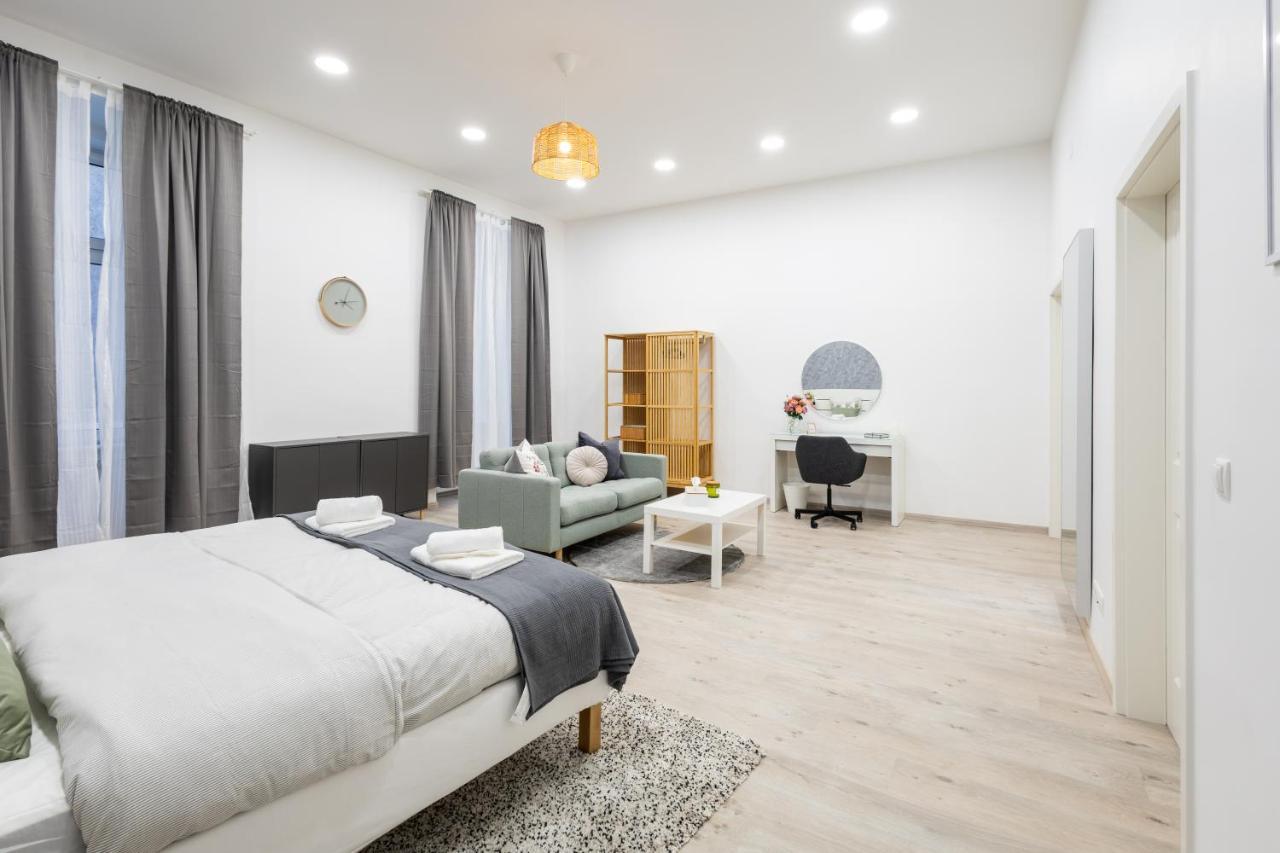 Family Deluxe A Stone Throw From The Centre And Danube Vienne